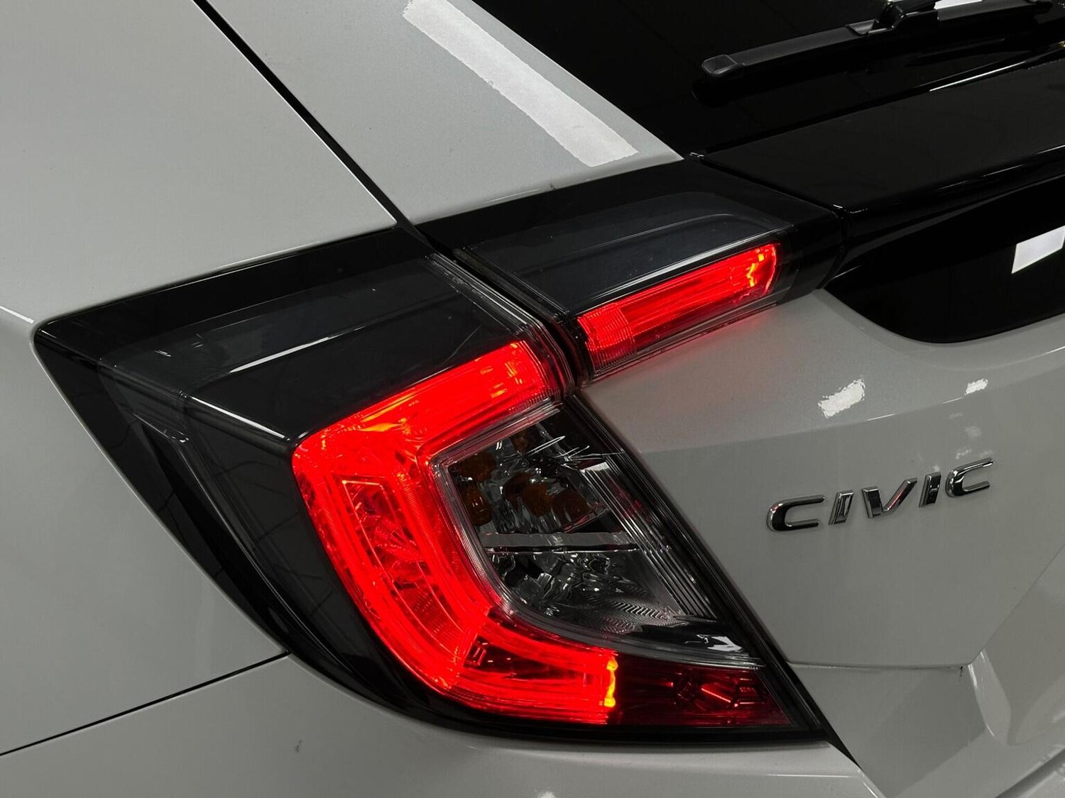 Used Honda Civic 2019 for sale - 76656086: Photo 40