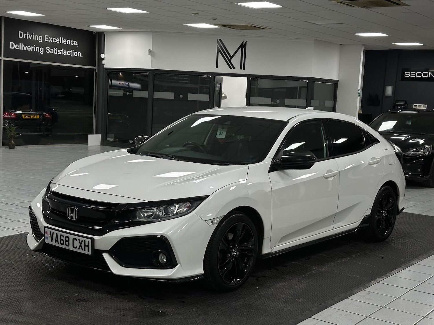 Used Honda Civic 2019 for sale - 76656086: Photo 5