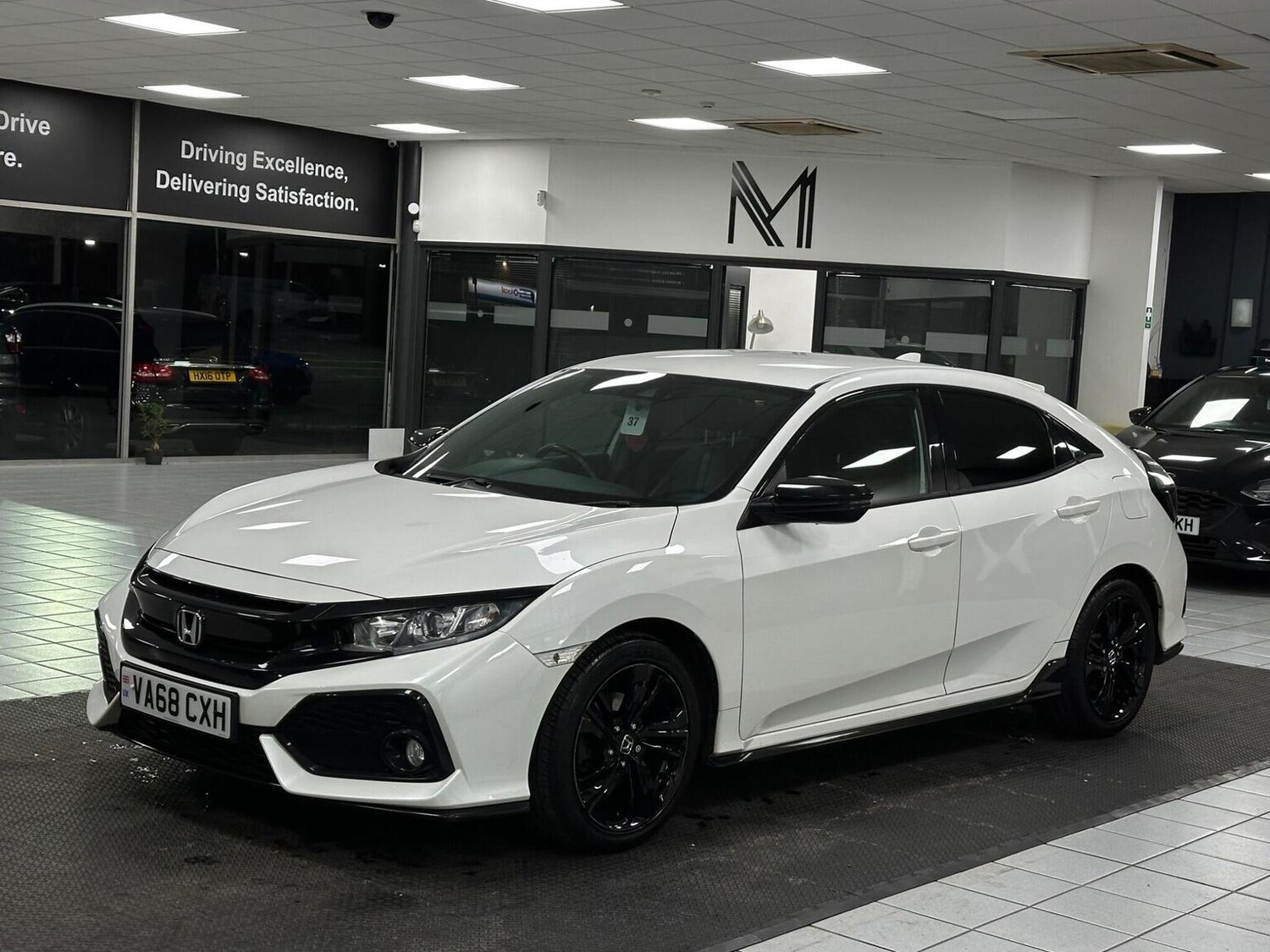 Used Honda Civic 2019 for sale - 76656086: Photo 6