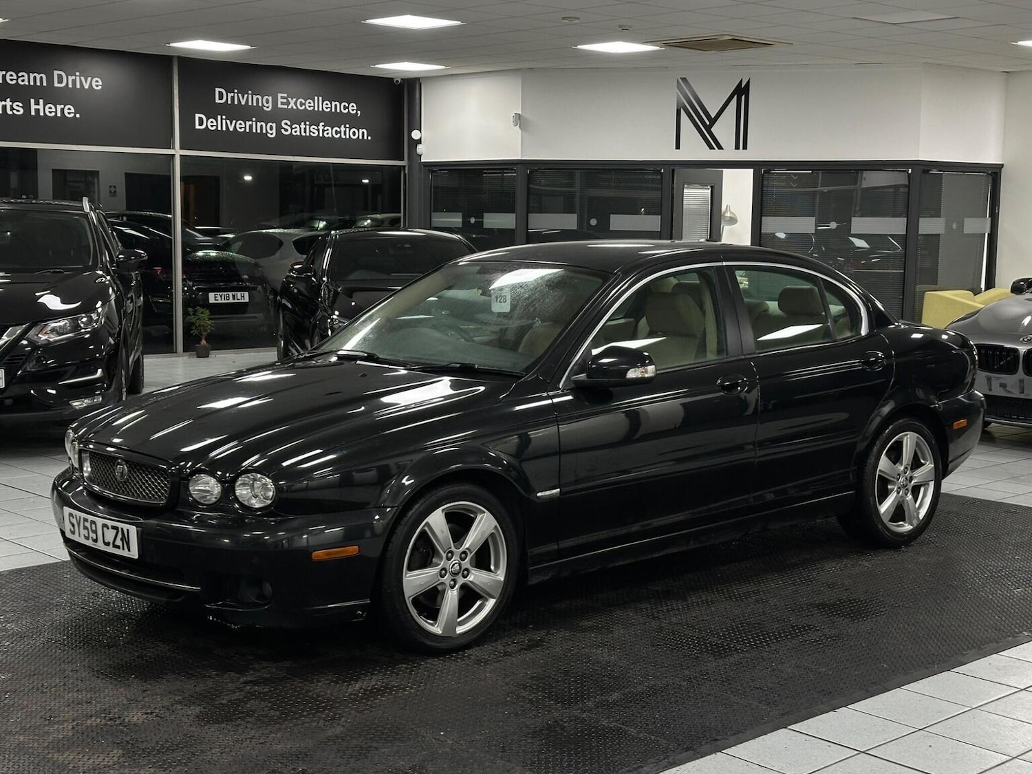 Used Jaguar X-Type 2009 for sale - 76951086: Photo 5