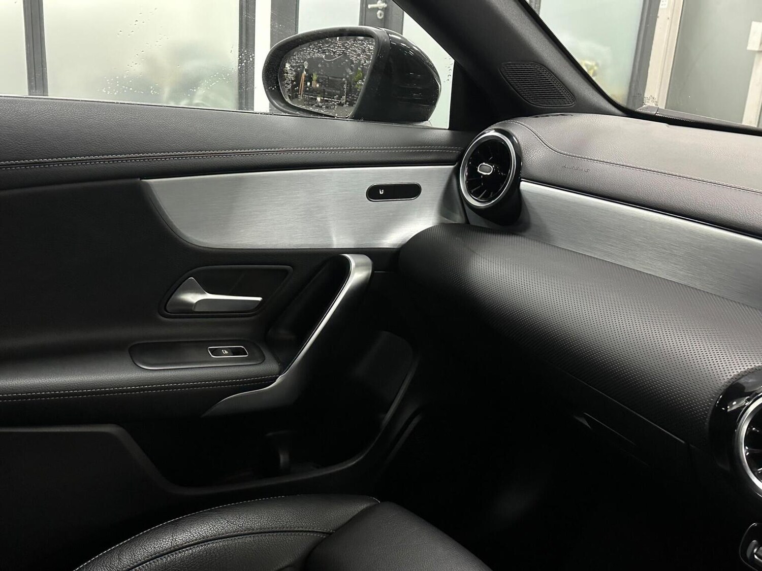 Used Mercedes-Benz CLA 2019 for sale - 76656236: Photo 32