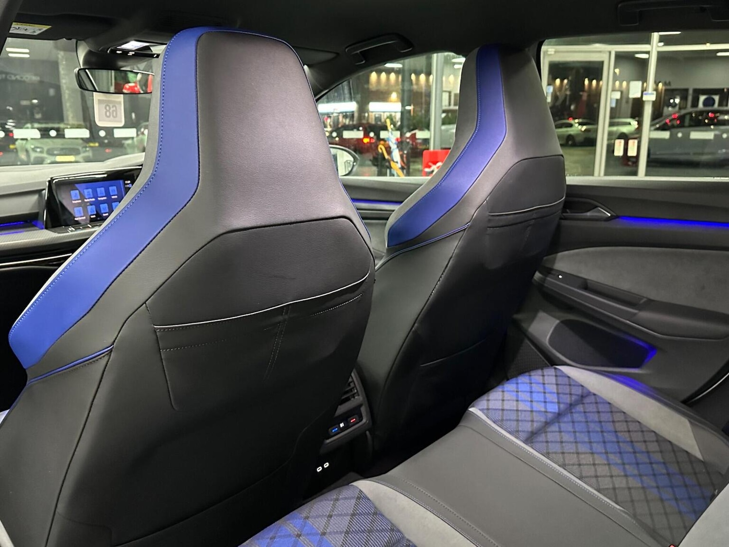 Used Volkswagen Golf 2021 for sale - 77118592: Photo 36