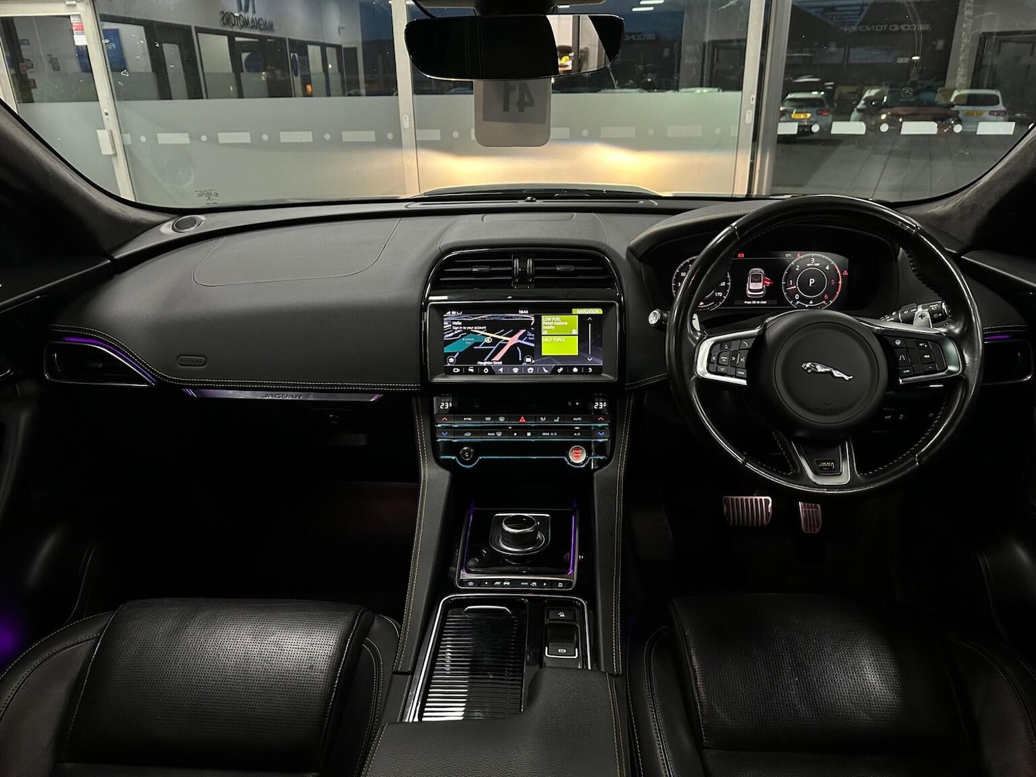 Used Jaguar F-Pace 2020 for sale - 76655986: Photo 16