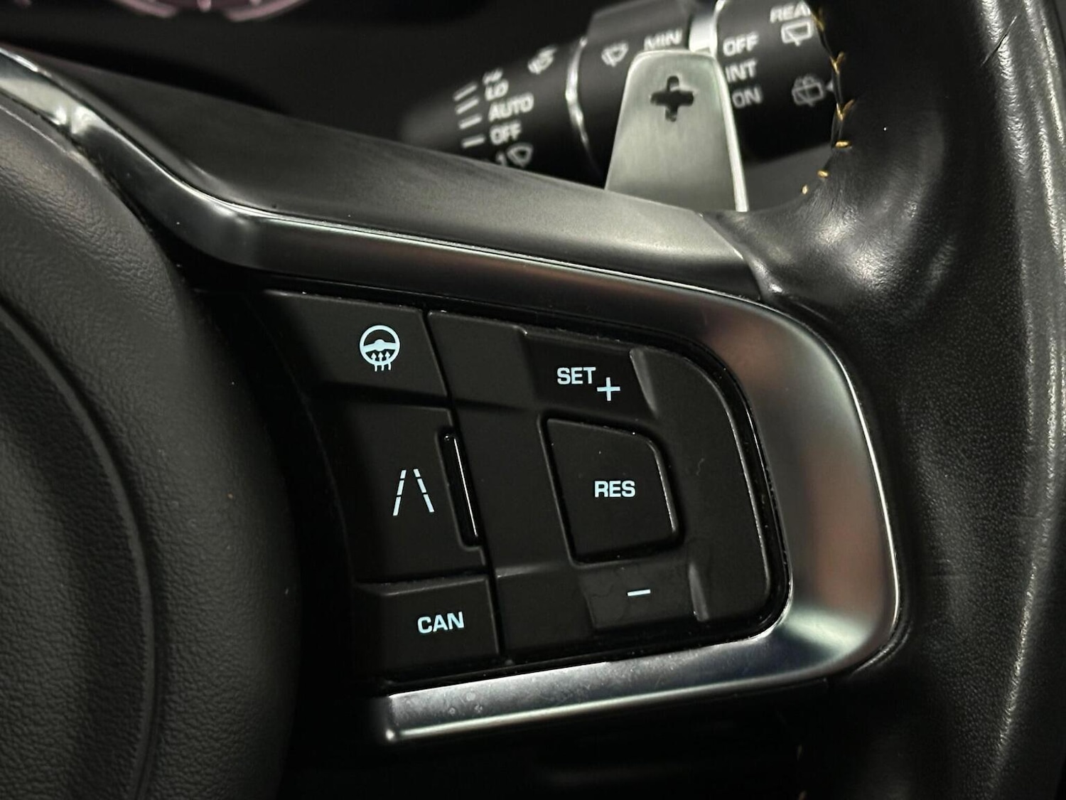 Used Jaguar F-Pace 2020 for sale - 76655986: Photo 27