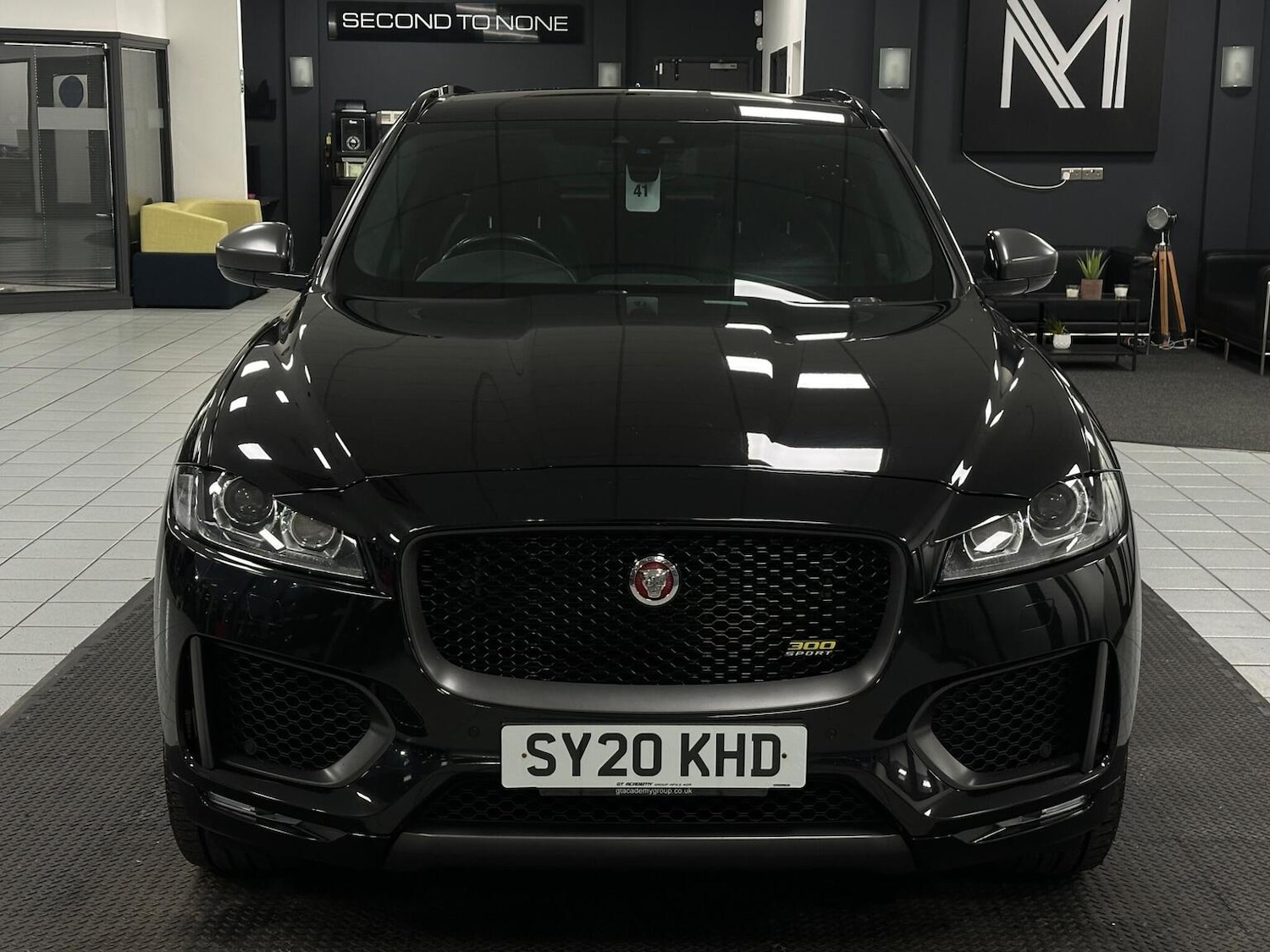 Used Jaguar F-Pace 2020 for sale - 76655986: Photo 4