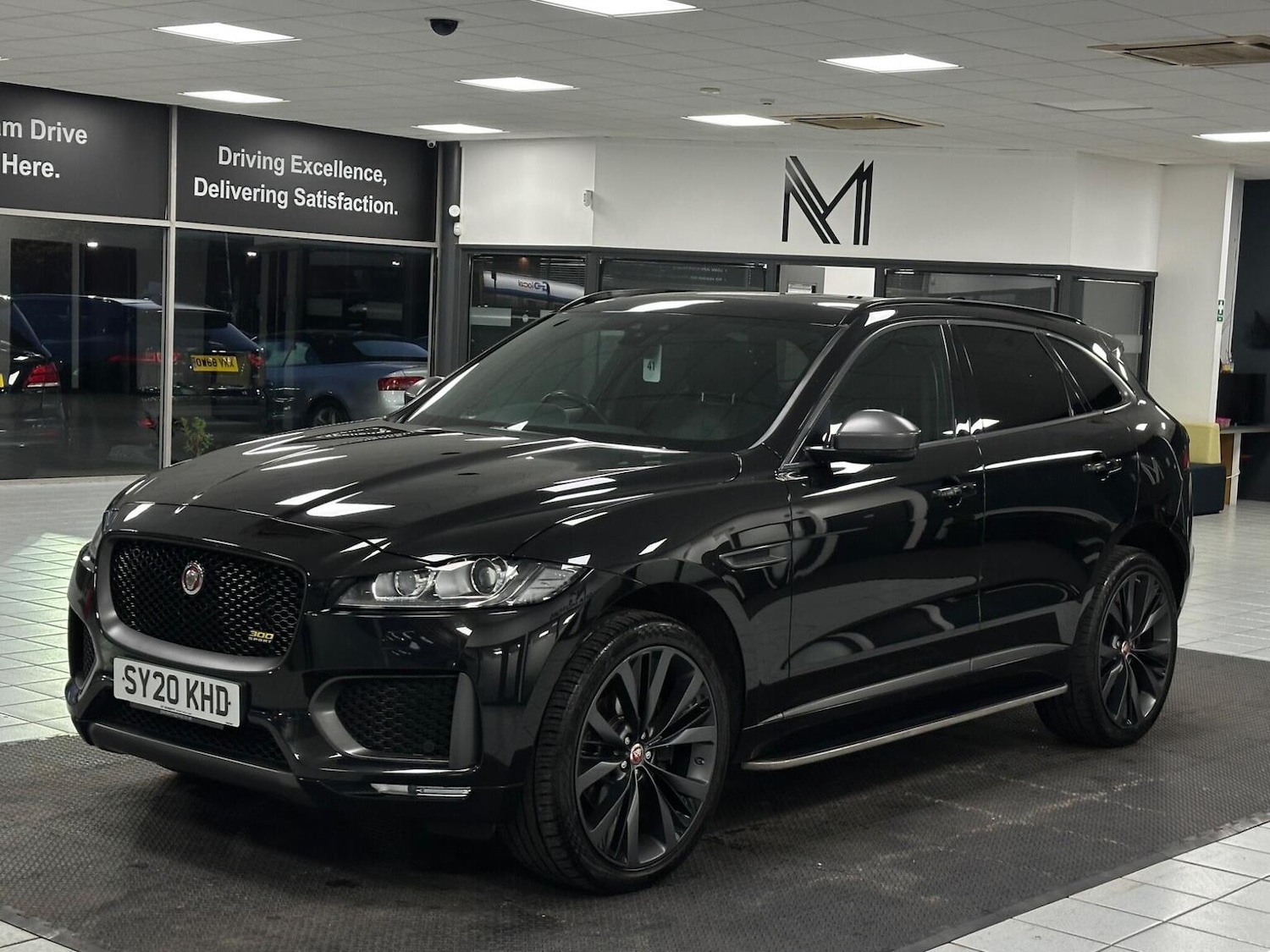 Used Jaguar F-Pace 2020 for sale - 76655986: Photo 5