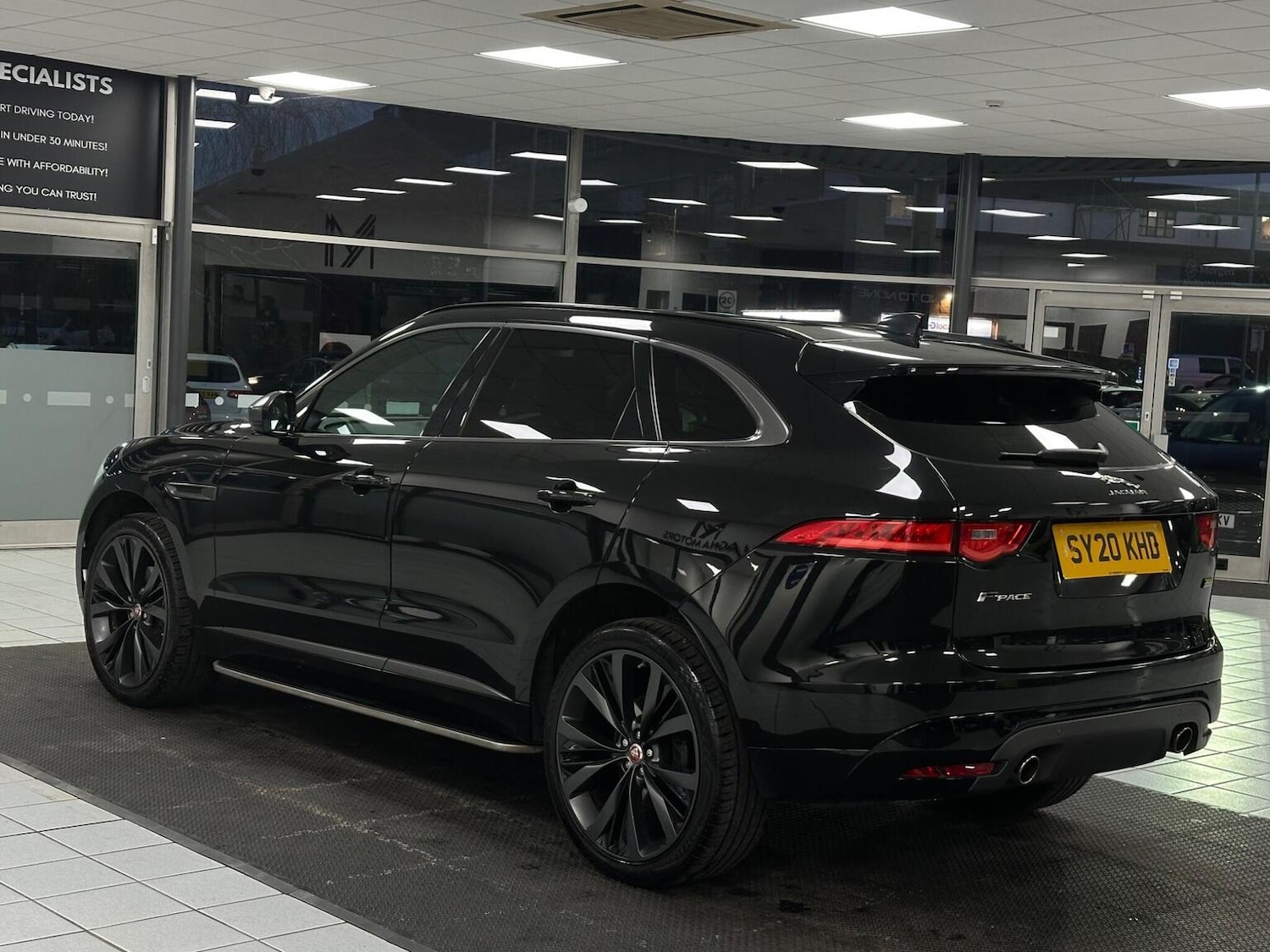 Used Jaguar F-Pace 2020 for sale - 76655986: Photo 8