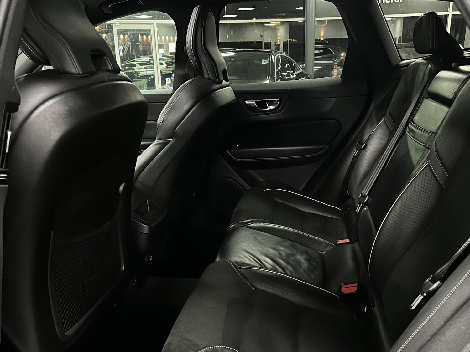 Used Volvo XC60 2018 for sale - 76884888: Photo 37