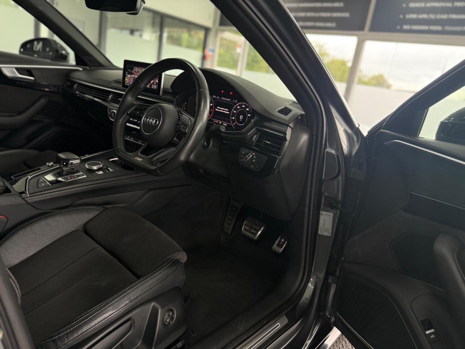 Used Audi A4 2018 for sale - 76656233: Photo 20