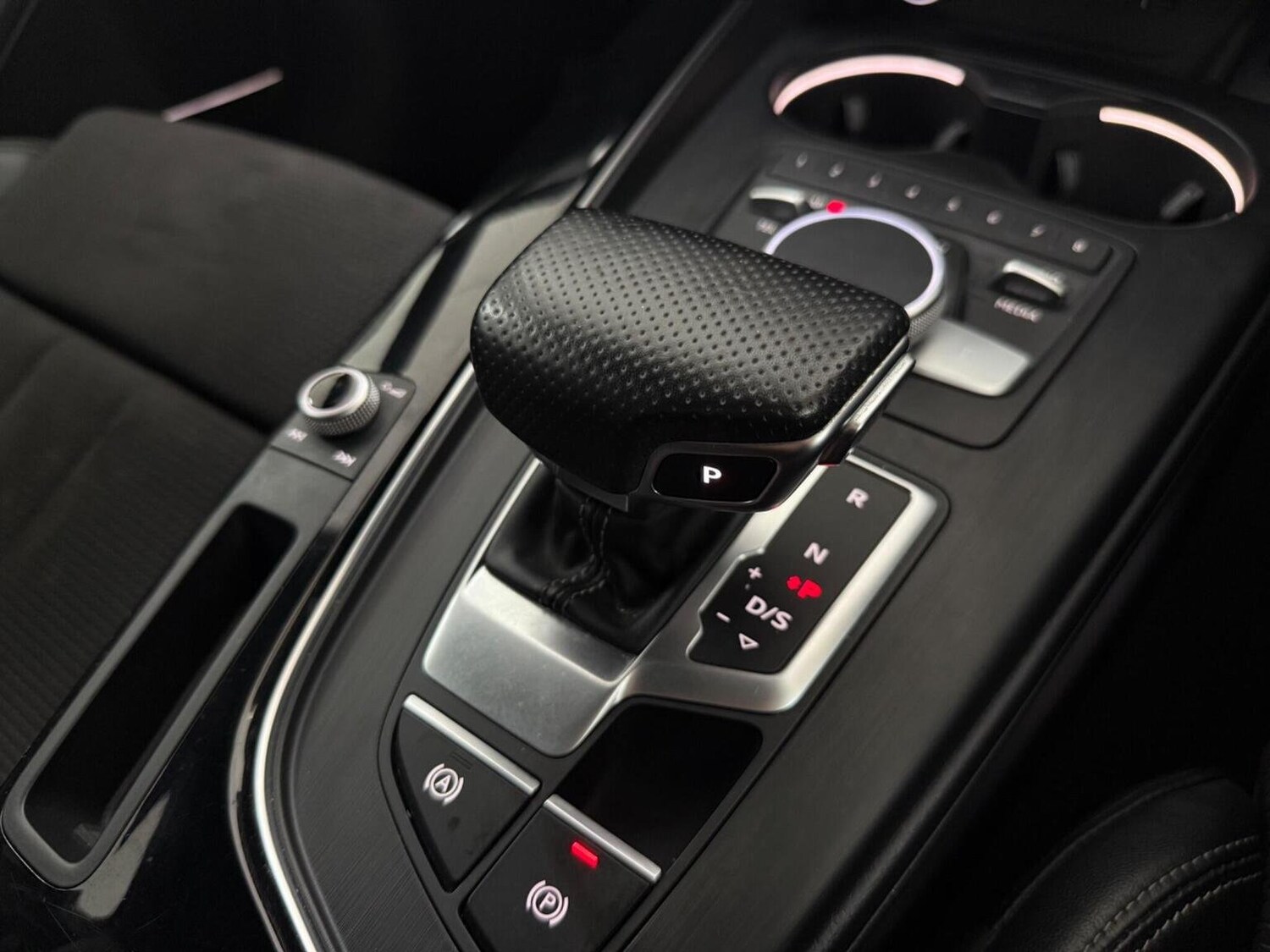 Used Audi A4 2018 for sale - 76656233: Photo 28