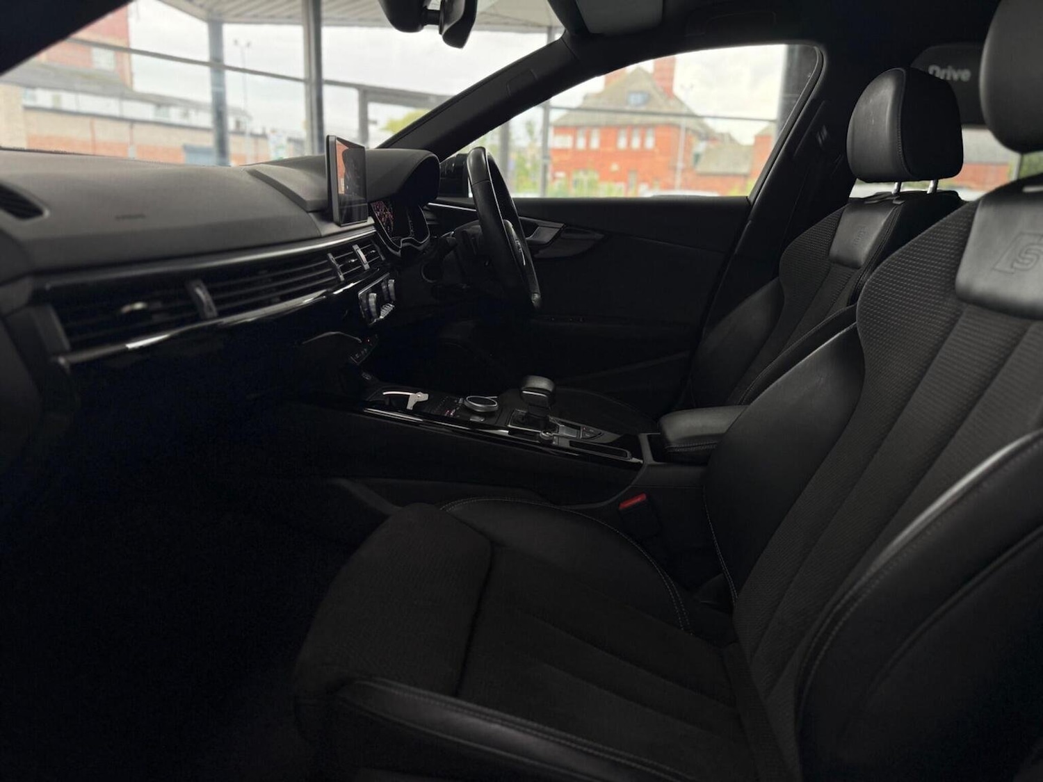 Used Audi A4 2018 for sale - 76656233: Photo 42