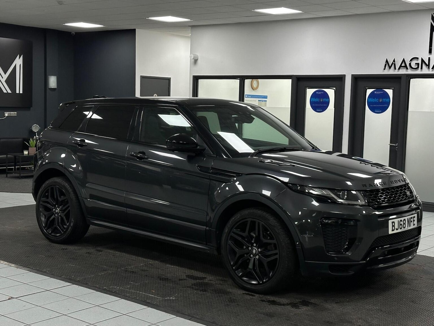 Used Land Rover Range Rover Evoque 2018 for sale - 76656067: Photo 2
