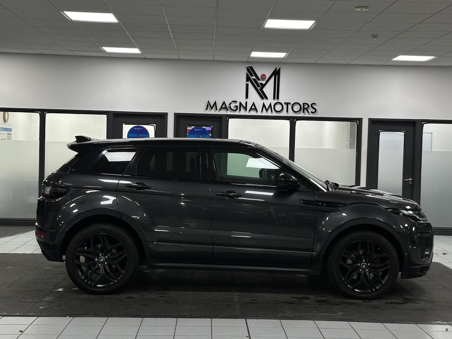 Used Land Rover Range Rover Evoque 2018 for sale - 76656067: Photo 3