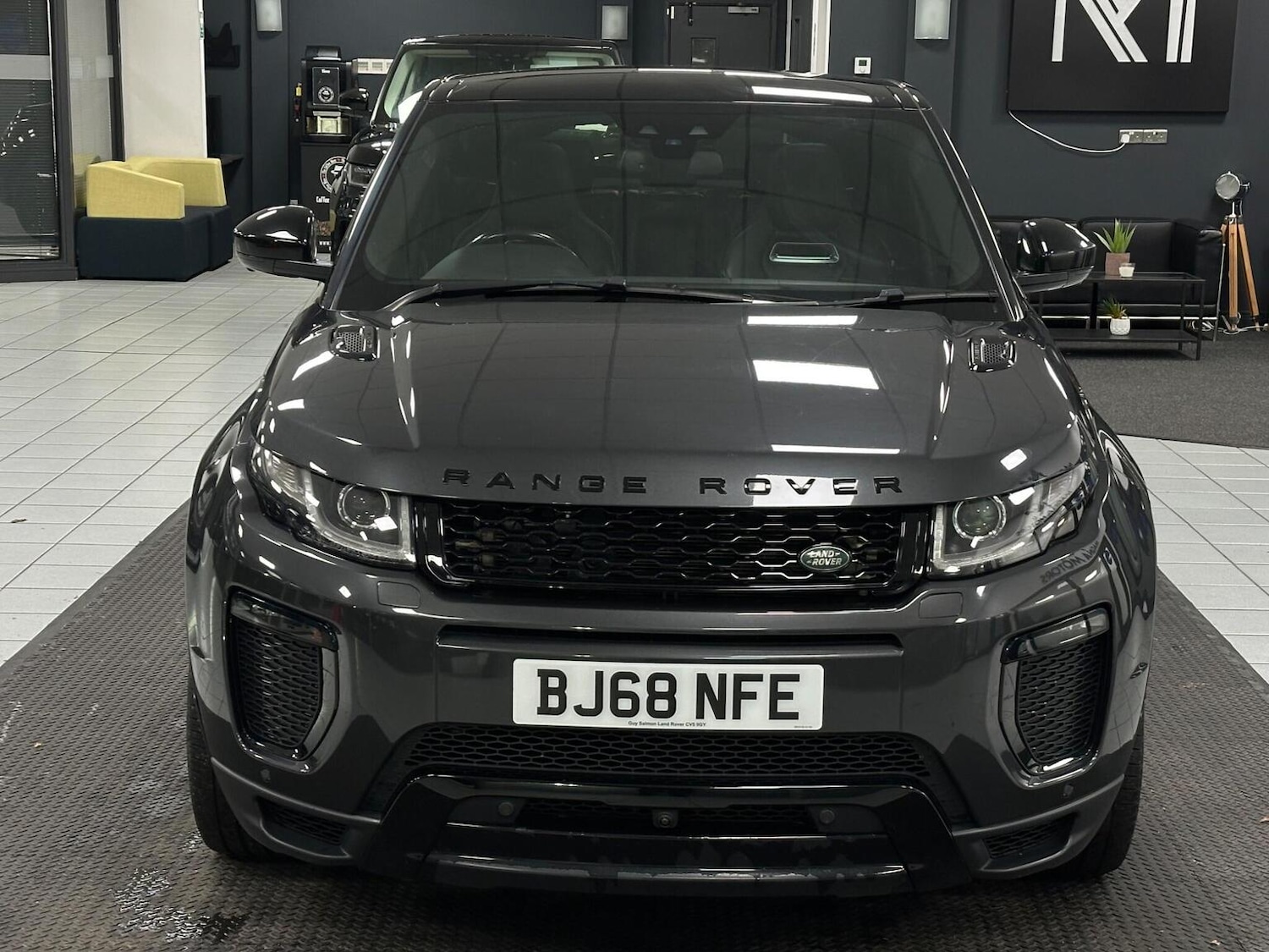 Used Land Rover Range Rover Evoque 2018 for sale - 76656067: Photo 4