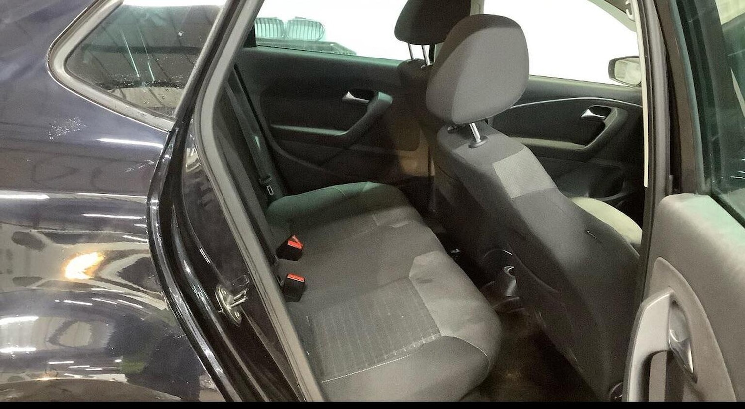 Used Volkswagen Polo 2017 for sale - 76656205: Photo 5