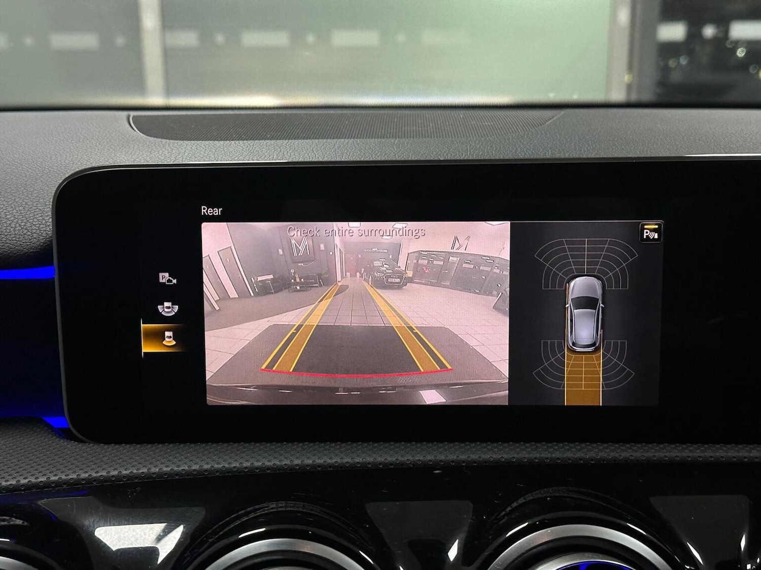 Used Mercedes-Benz A-Class 2019 for sale - 76734797: Photo 29