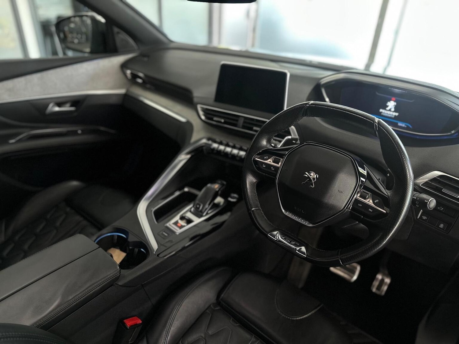 Used Peugeot 3008 2017 for sale - 76830355: Photo 17