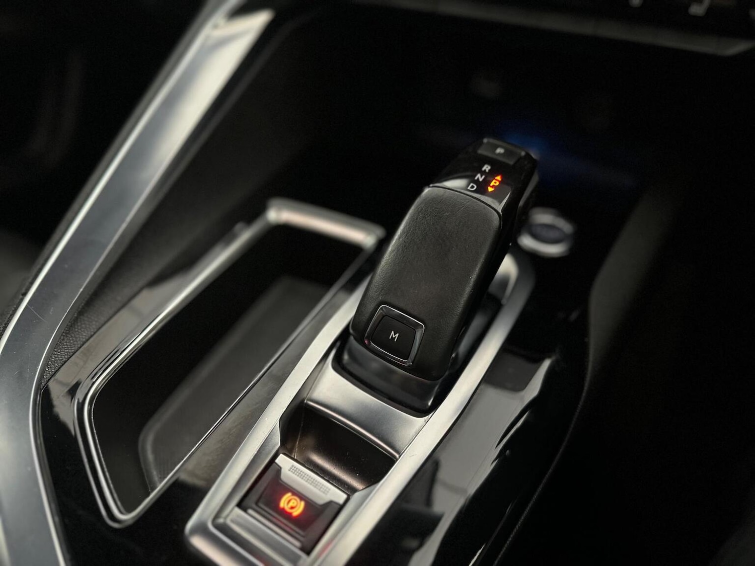 Used Peugeot 3008 2017 for sale - 76830355: Photo 30