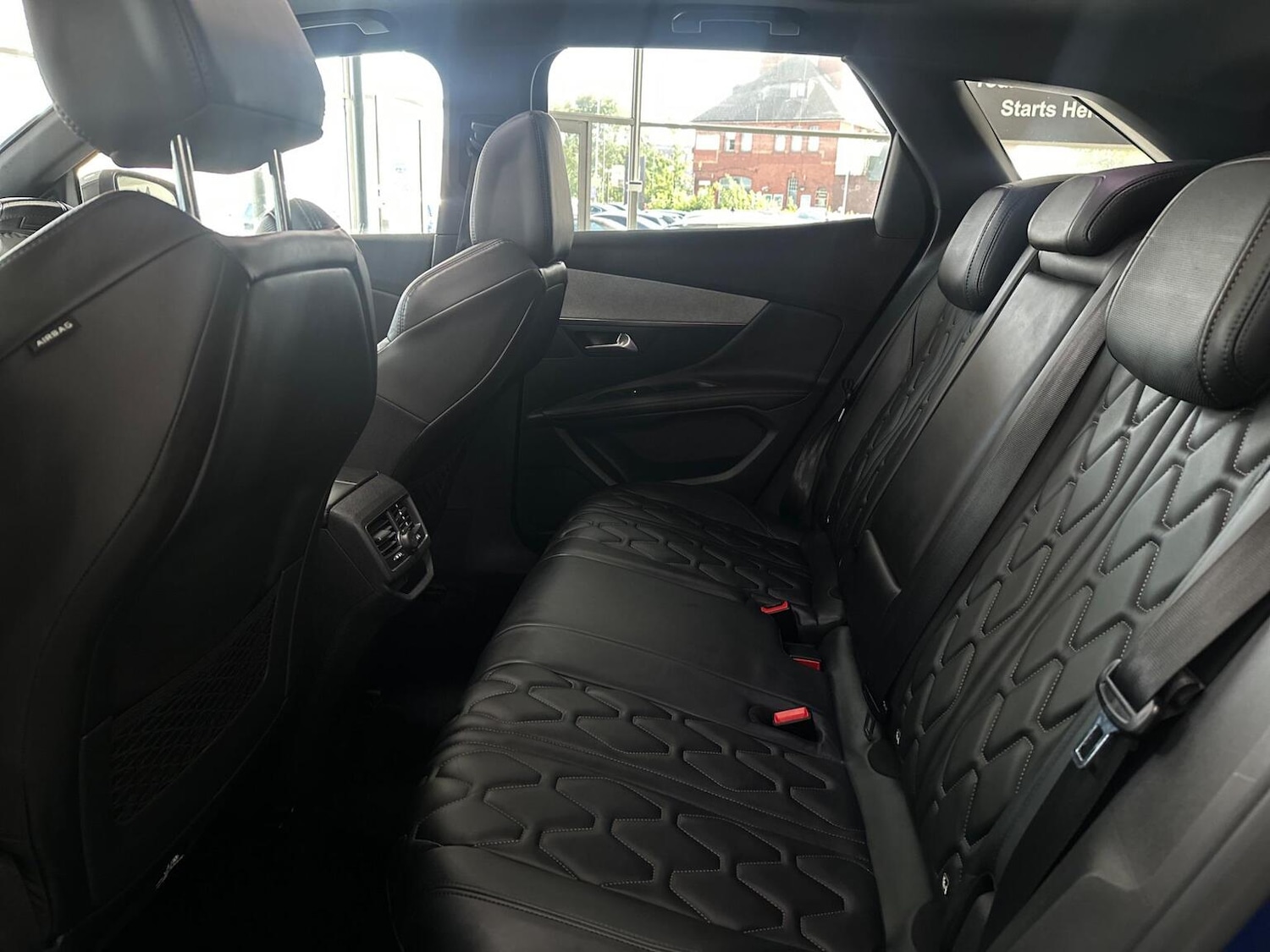 Used Peugeot 3008 2017 for sale - 76830355: Photo 41