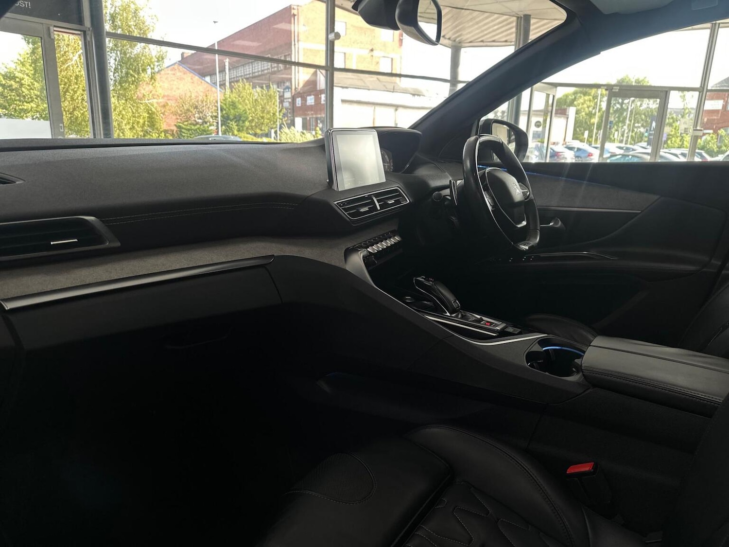 Used Peugeot 3008 2017 for sale - 76830355: Photo 43