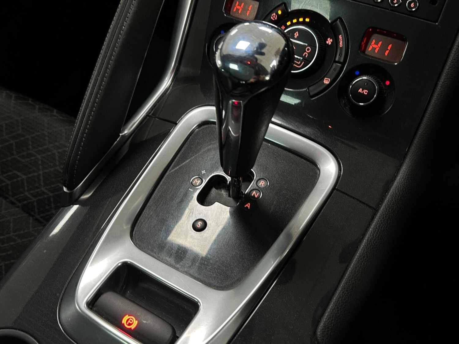 Used Peugeot 3008 2014 for sale - 77154401: Photo 19