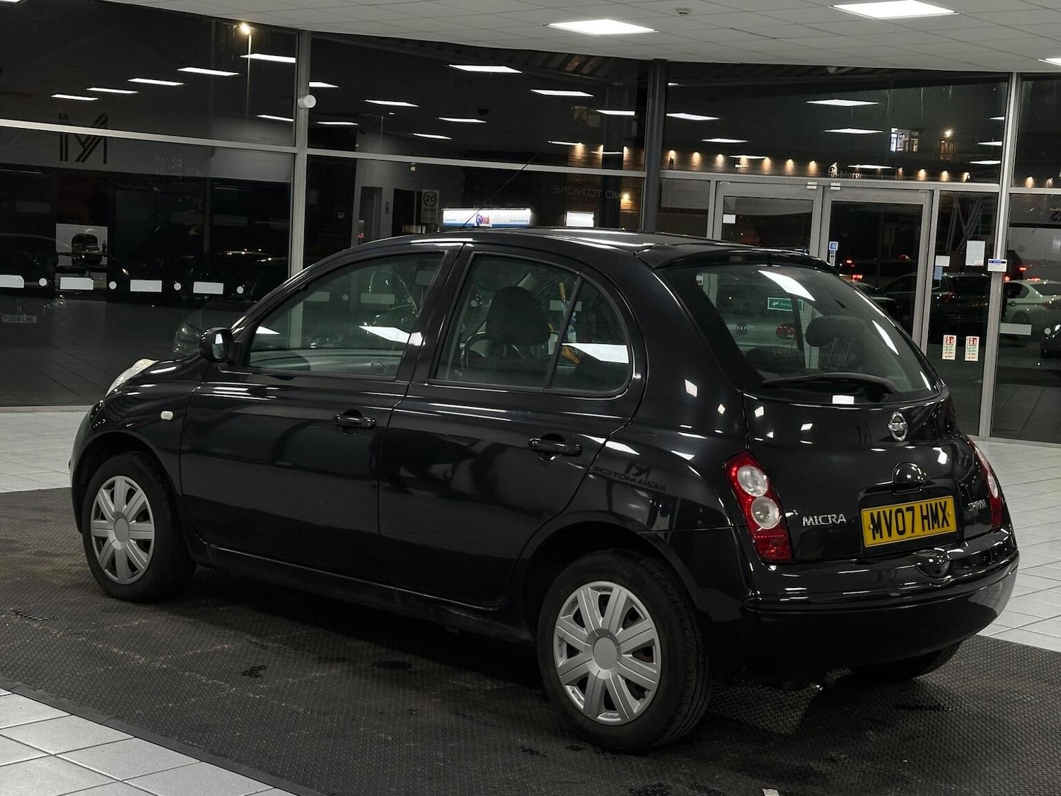 Used Nissan Micra 2010 for sale - 77201230: Photo 7