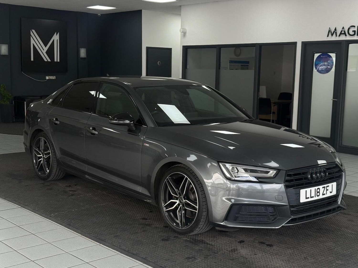 Used Audi A4 2018 for sale - 76877574: Photo 1