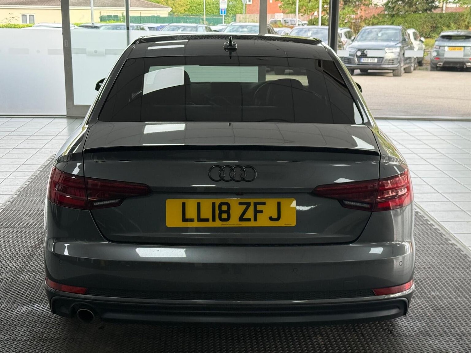 Used Audi A4 2018 for sale - 76877574: Photo 11