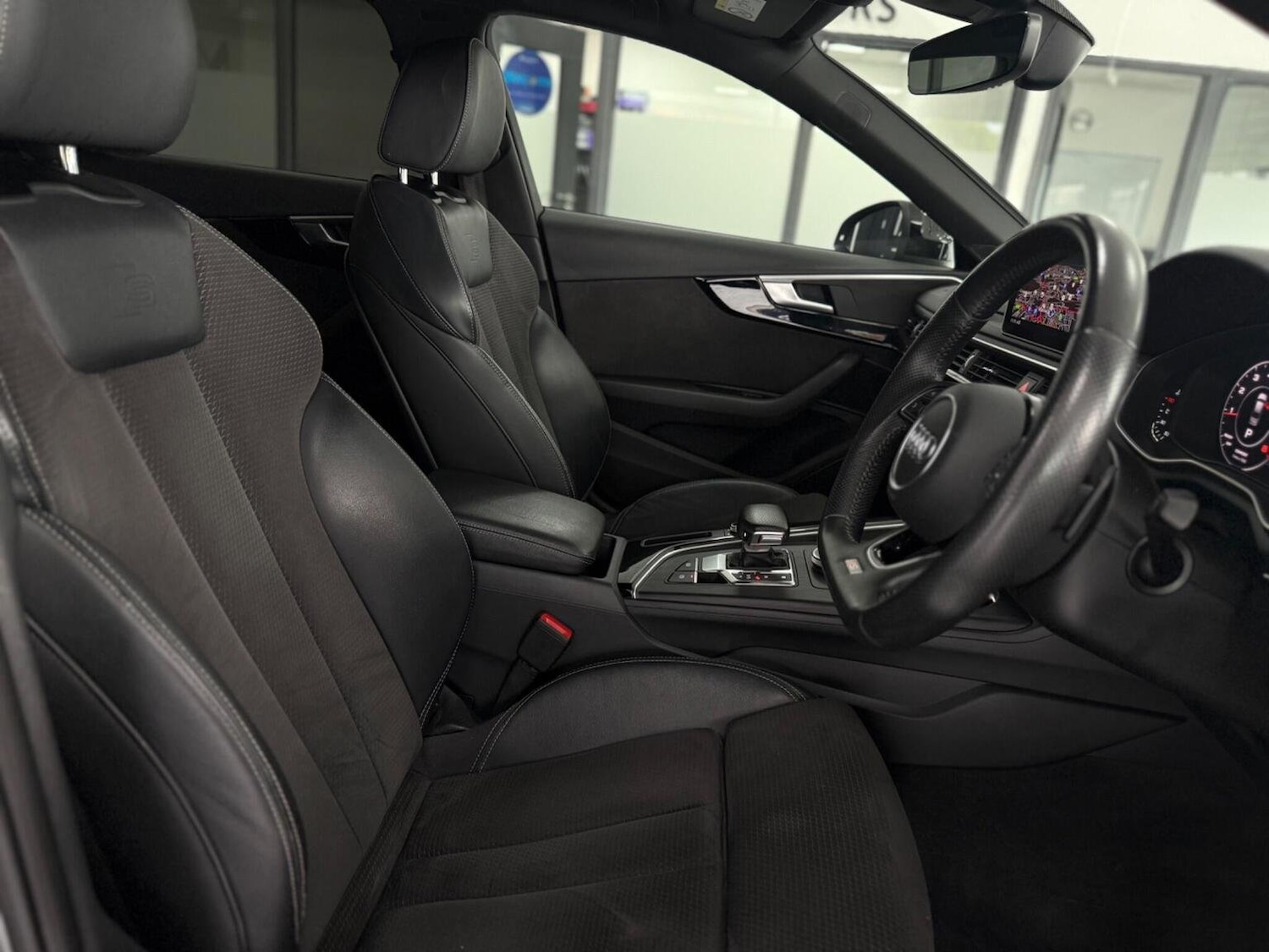 Used Audi A4 2018 for sale - 76877574: Photo 21