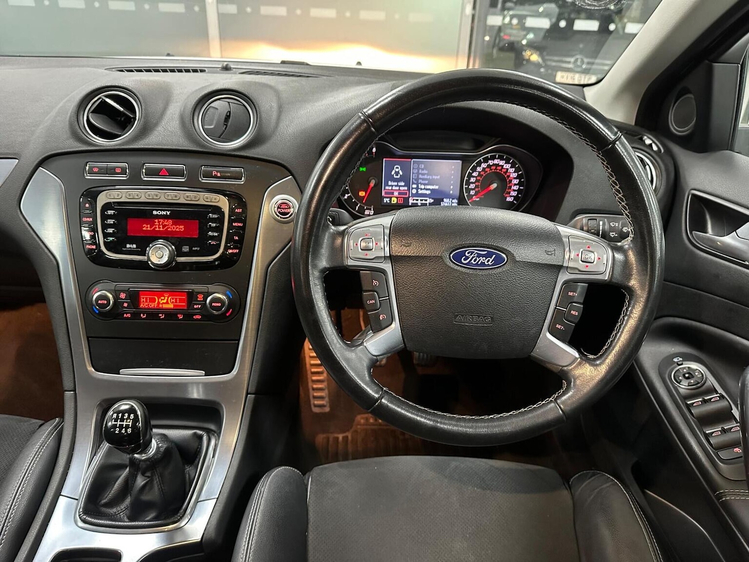 Used Ford Mondeo 2012 for sale - 76656127: Photo 12