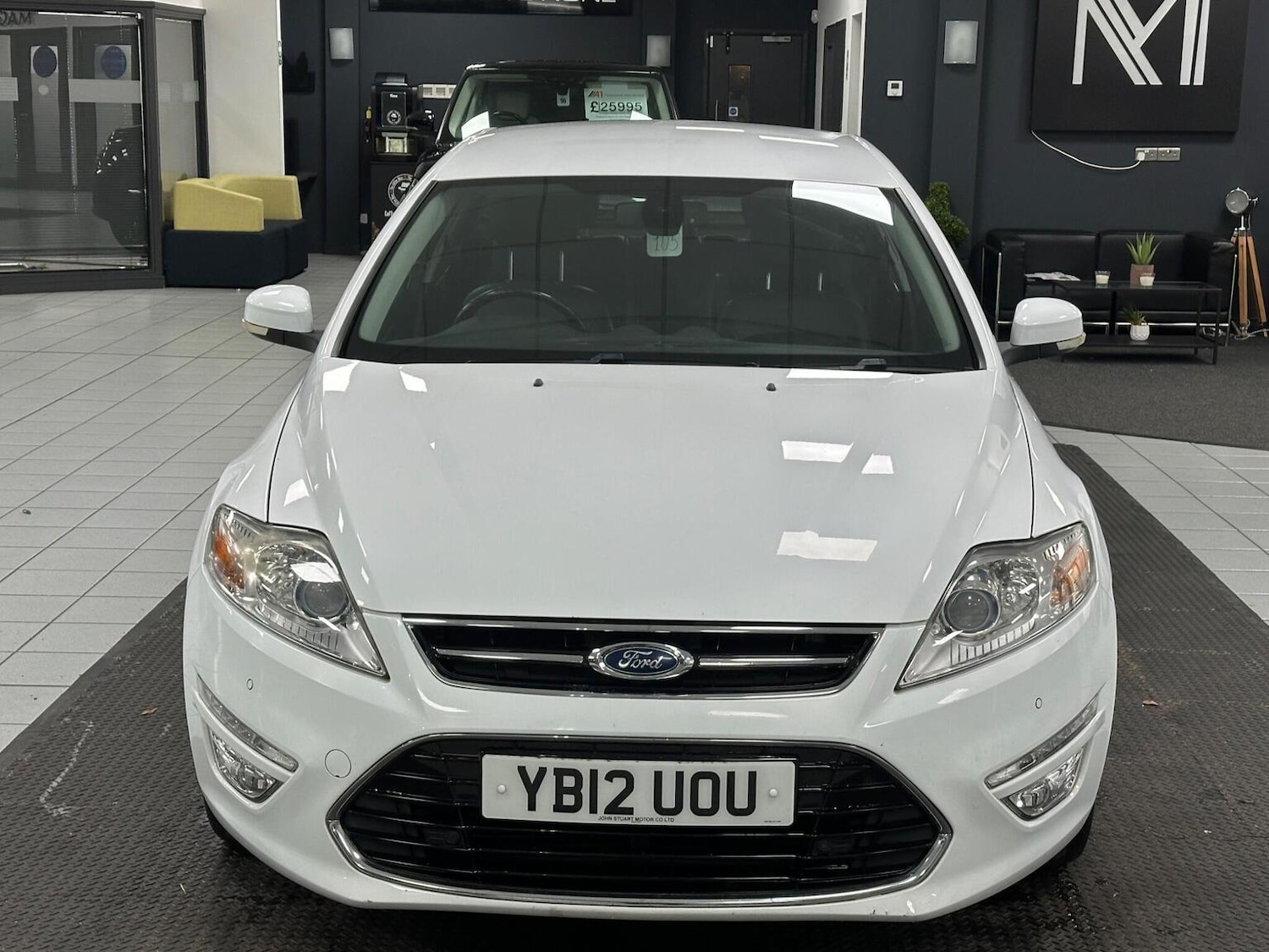 Used Ford Mondeo 2012 for sale - 76656127: Photo 2