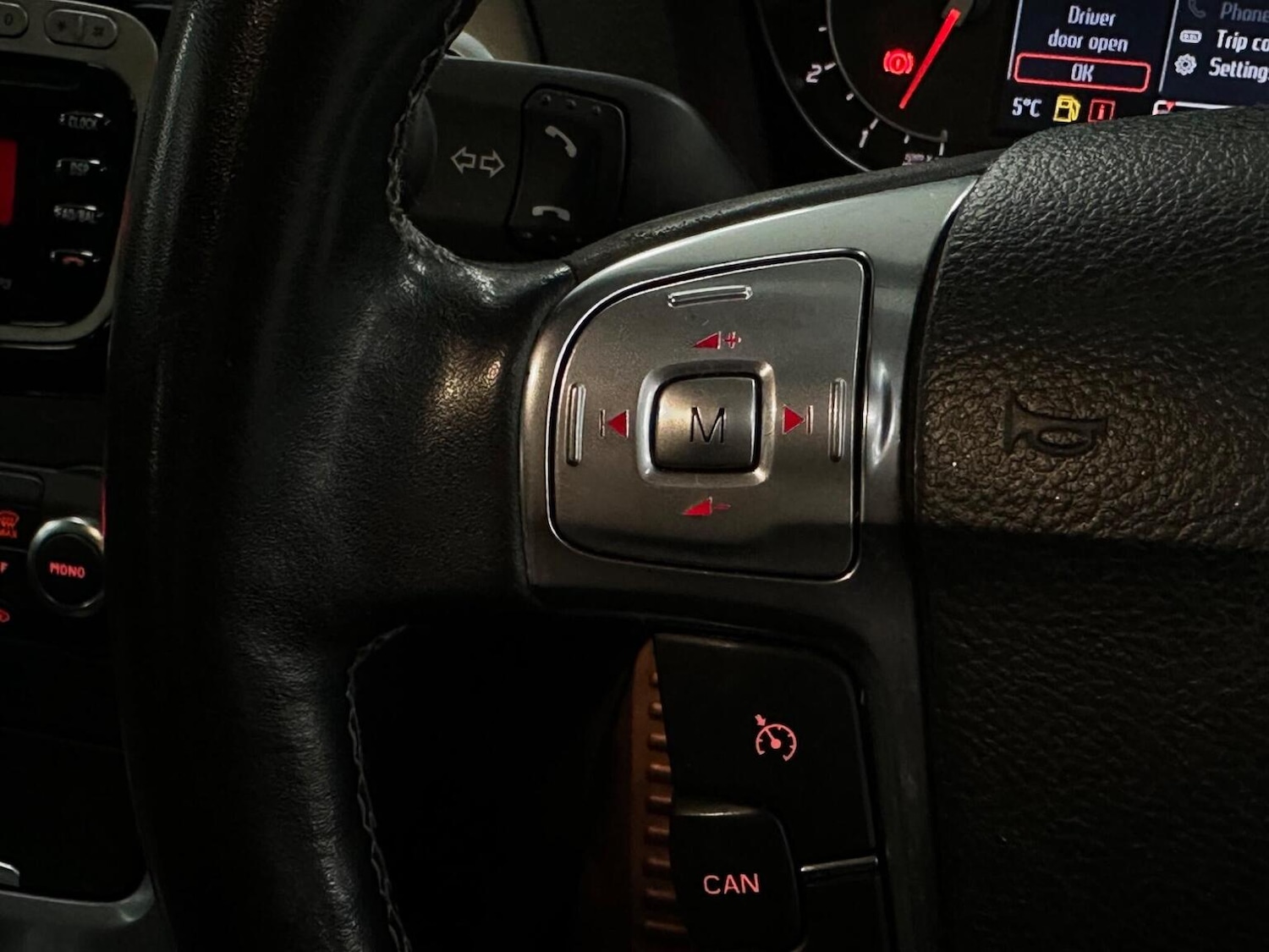 Used Ford Mondeo 2012 for sale - 76656127: Photo 20