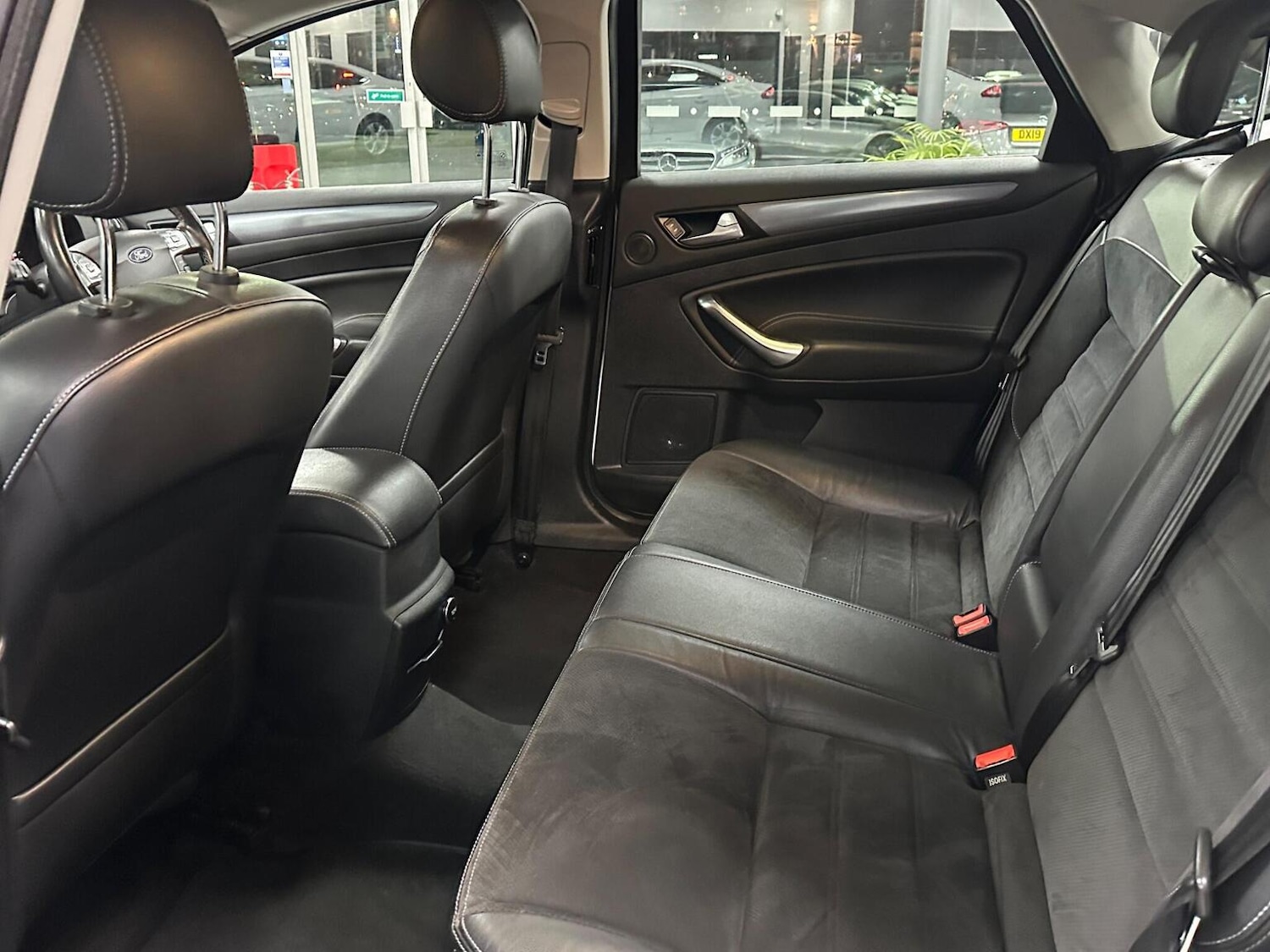 Used Ford Mondeo 2012 for sale - 76656127: Photo 27