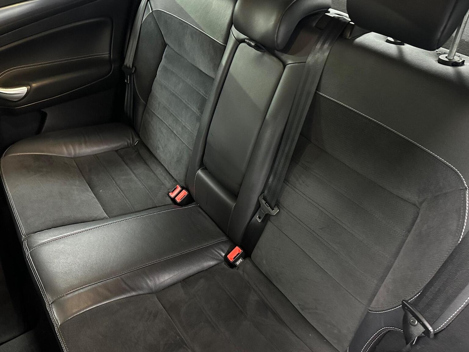 Used Ford Mondeo 2012 for sale - 76656127: Photo 28