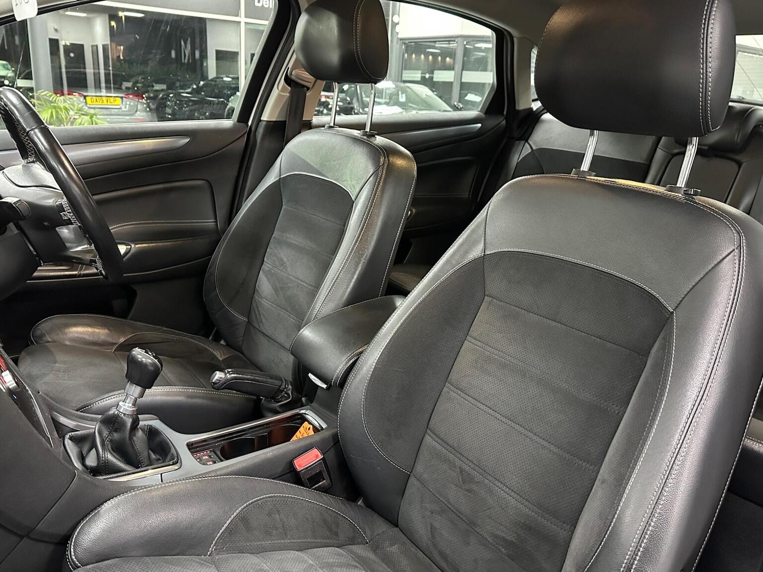 Used Ford Mondeo 2012 for sale - 76656127: Photo 31