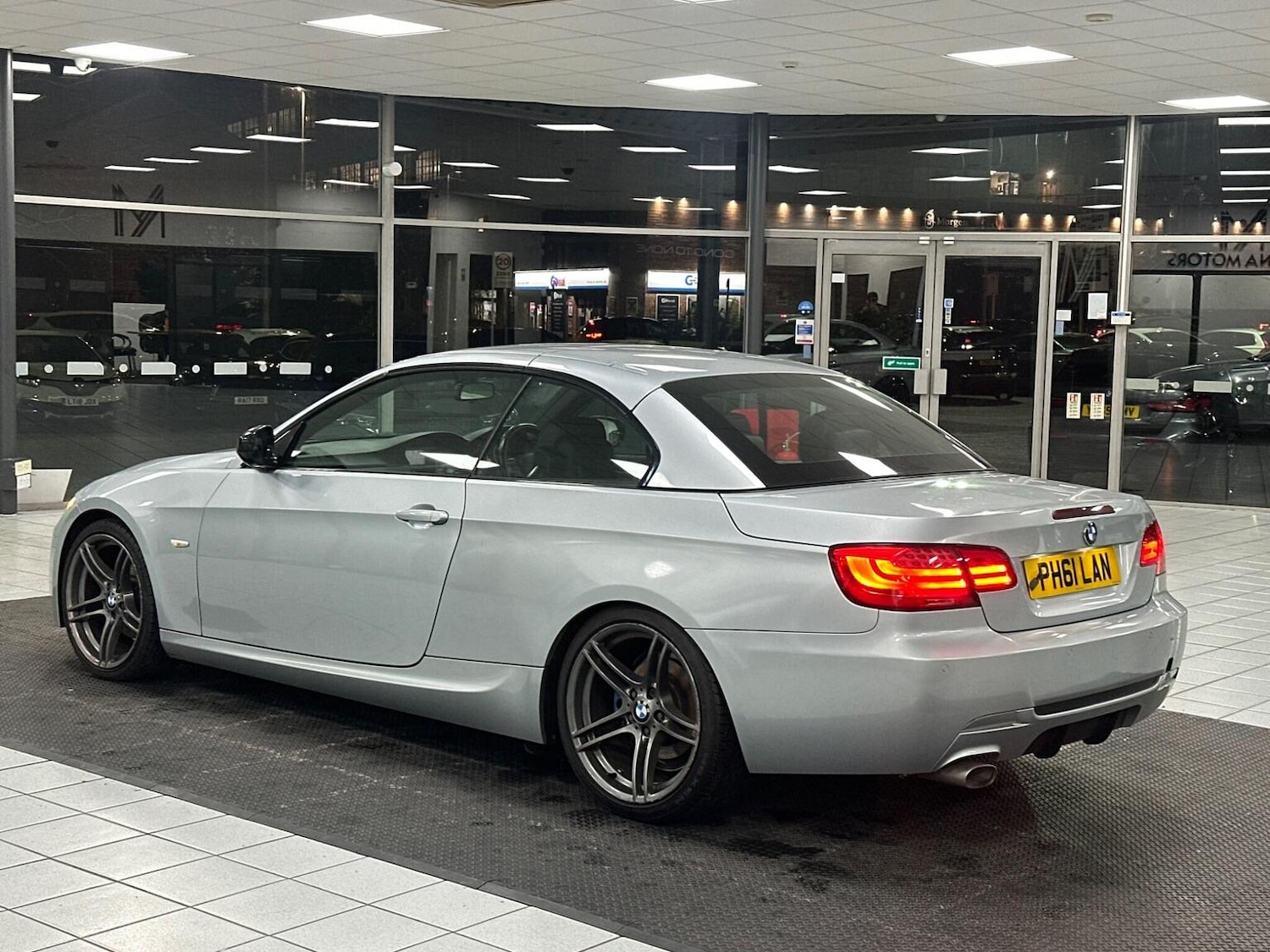 Used BMW 3 Series 2012 for sale - 76896983: Photo 7