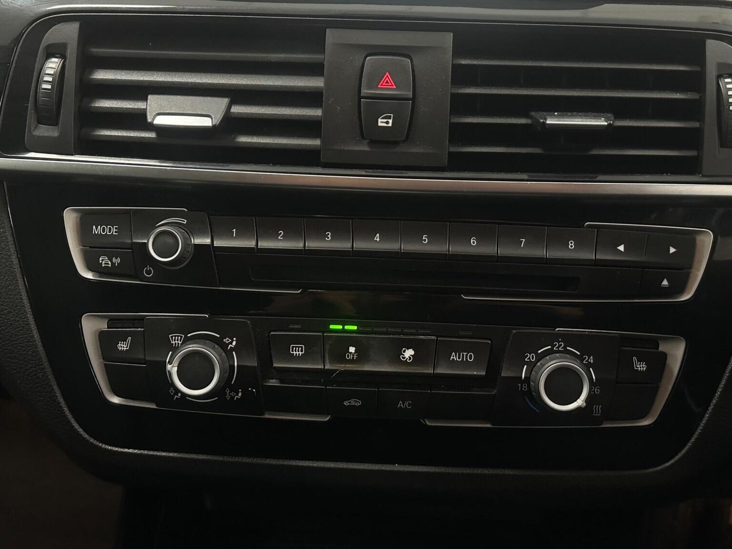 Used BMW 1 Series 2019 for sale - 76656190: Photo 29