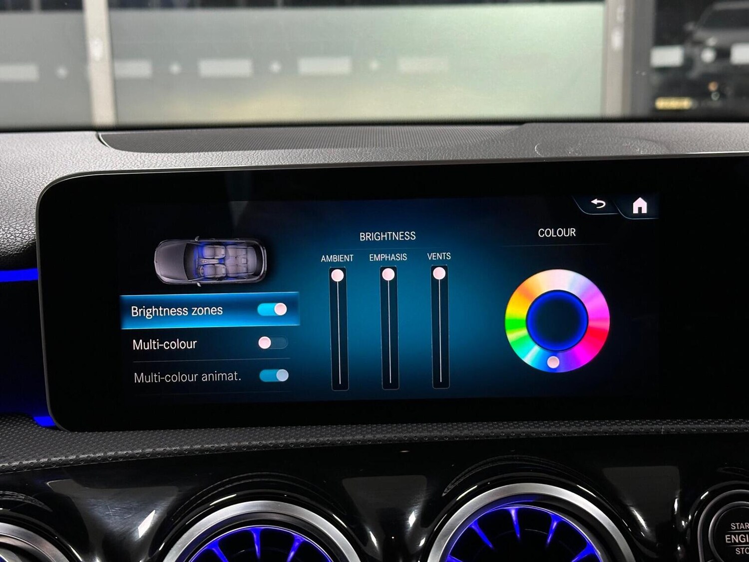 Used Mercedes-Benz A-Class 2018 for sale - 76656158: Photo 32