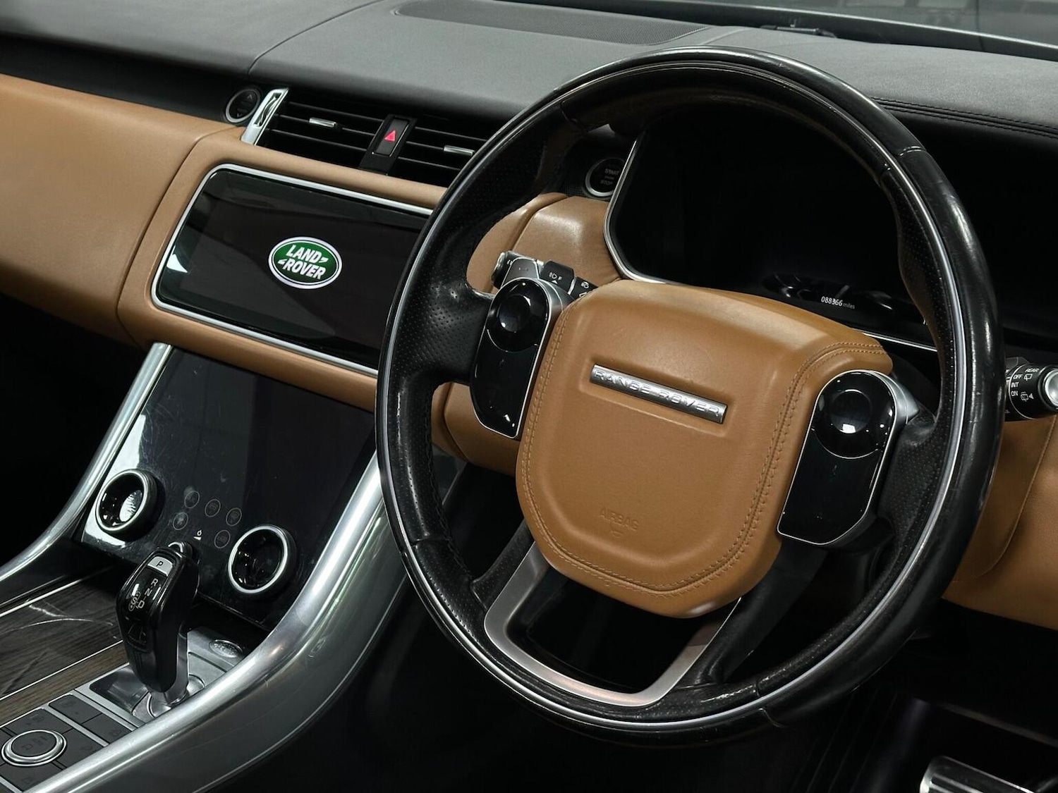 Used Land Rover Range Rover Sport 2018 for sale - 77008172: Photo 16