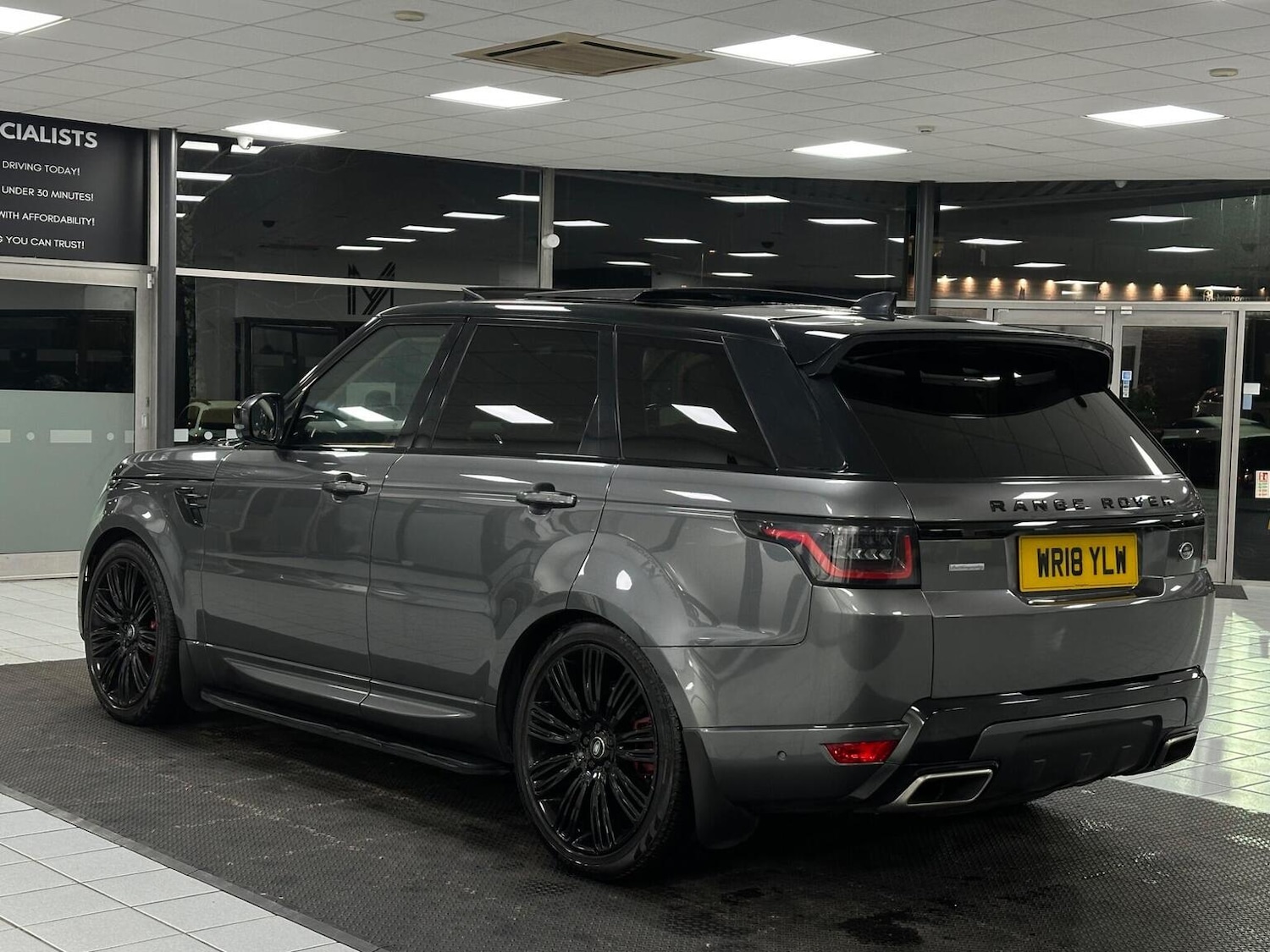 Used Land Rover Range Rover Sport 2018 for sale - 77008172: Photo 9