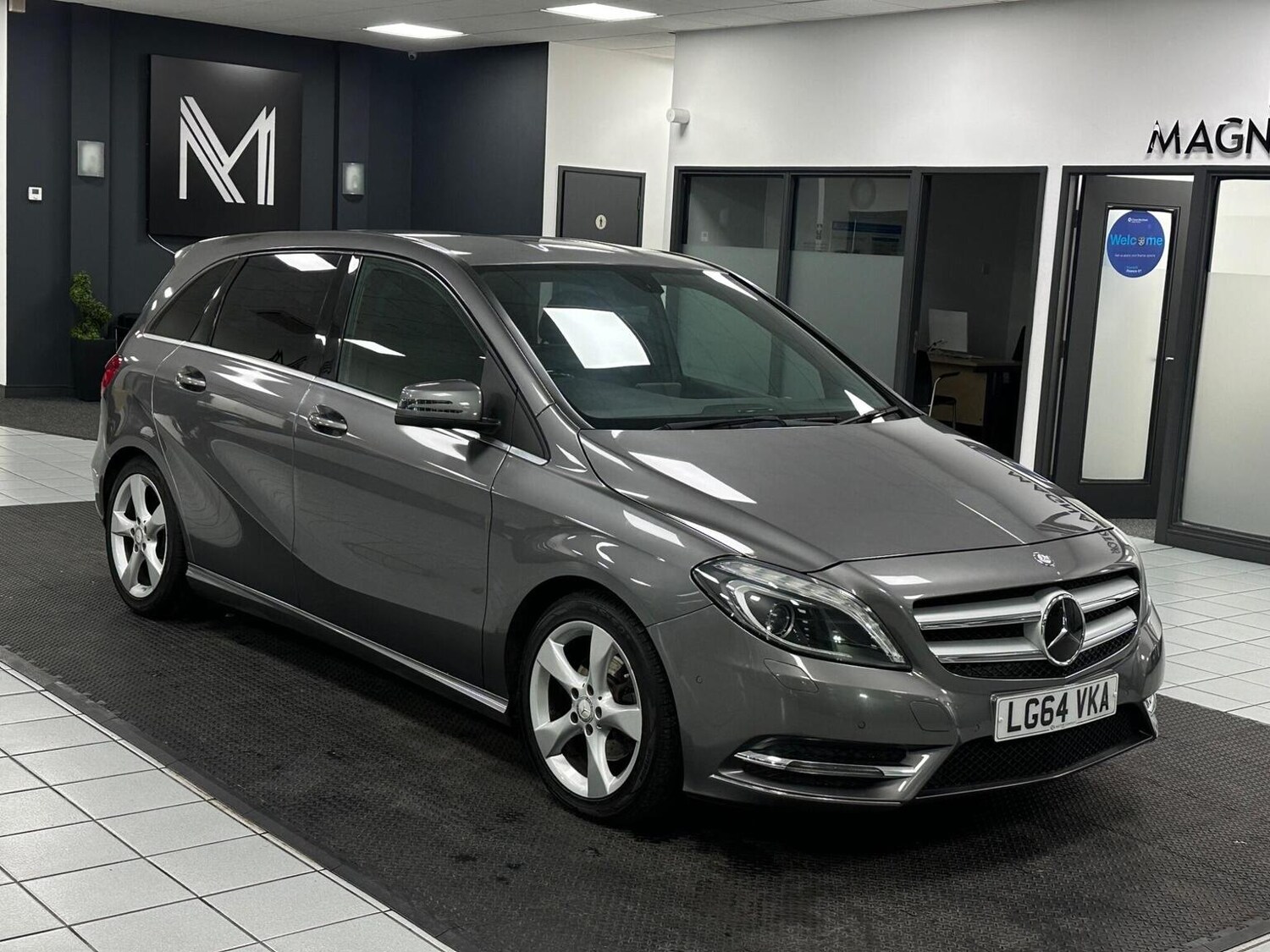 Used Mercedes-Benz B Class 2014 for sale - 76656087: Photo 1