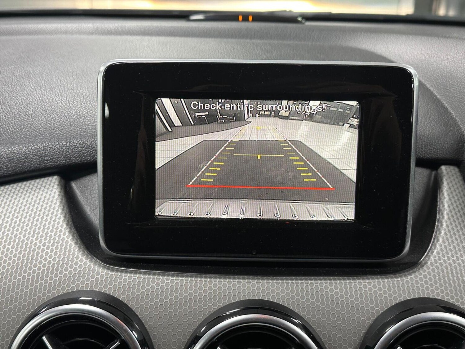 Used Mercedes-Benz B Class 2014 for sale - 76656087: Photo 30