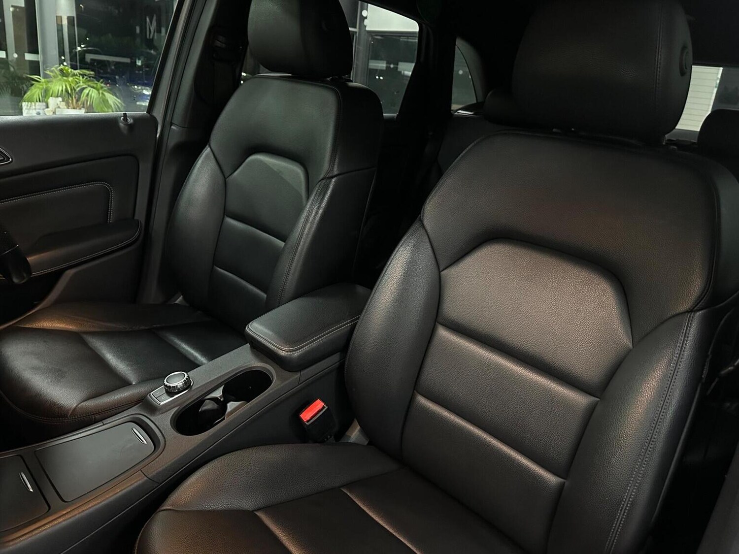 Used Mercedes-Benz B Class 2014 for sale - 76656087: Photo 39