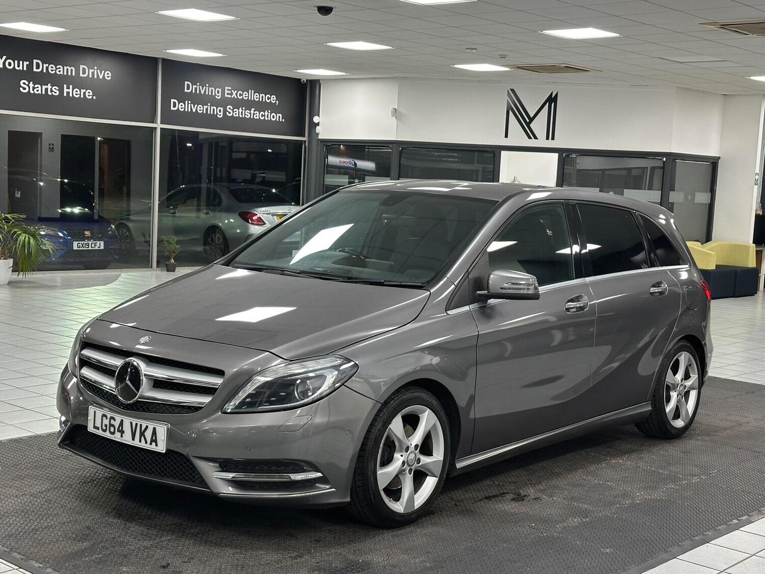 Used Mercedes-Benz B Class 2014 for sale - 76656087: Photo 5