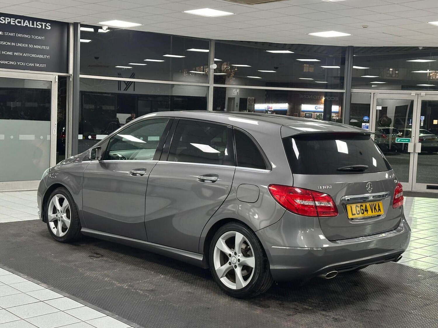 Used Mercedes-Benz B Class 2014 for sale - 76656087: Photo 9