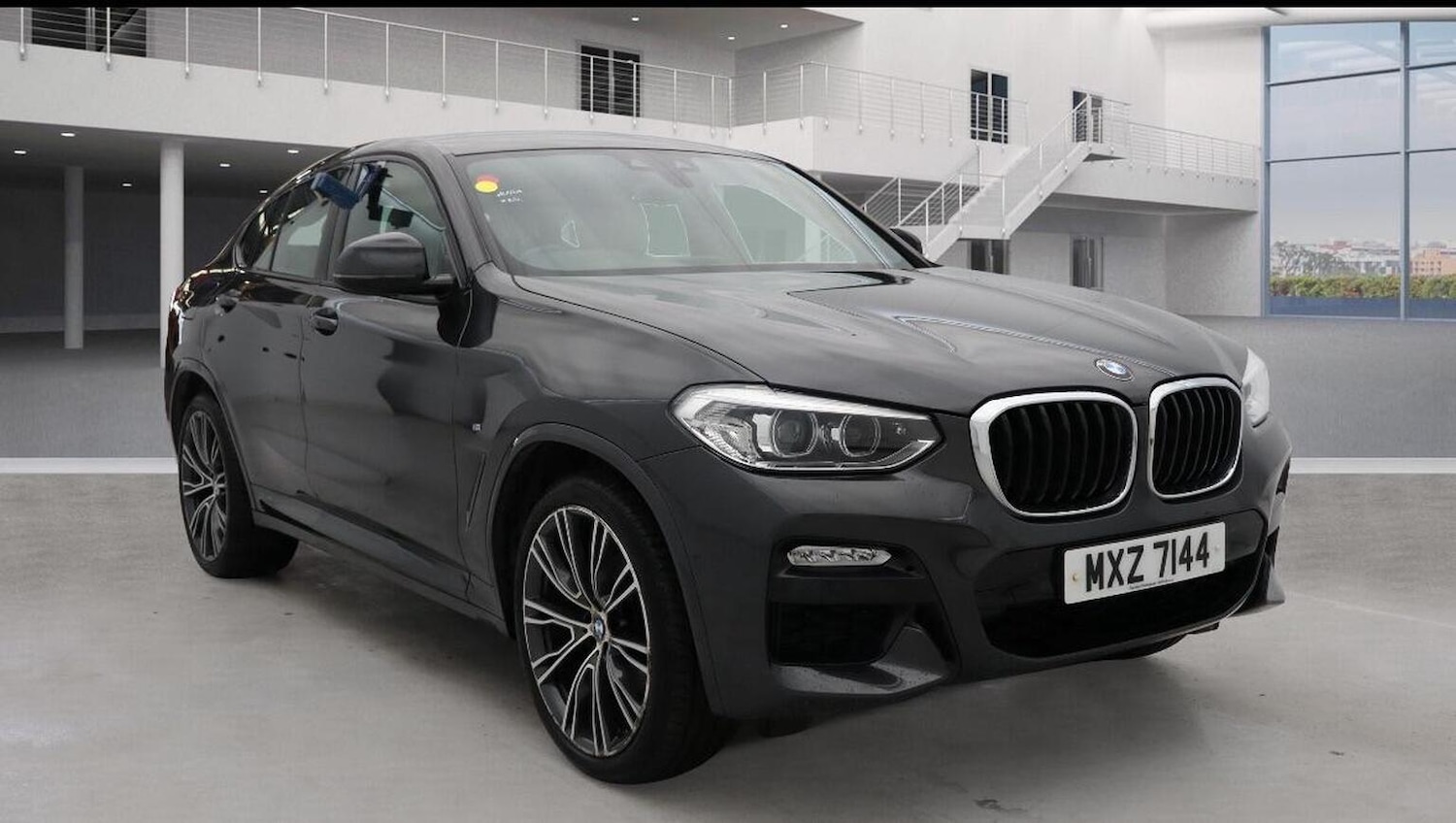 Used BMW X4 2018 for sale - 77118614: Photo 1