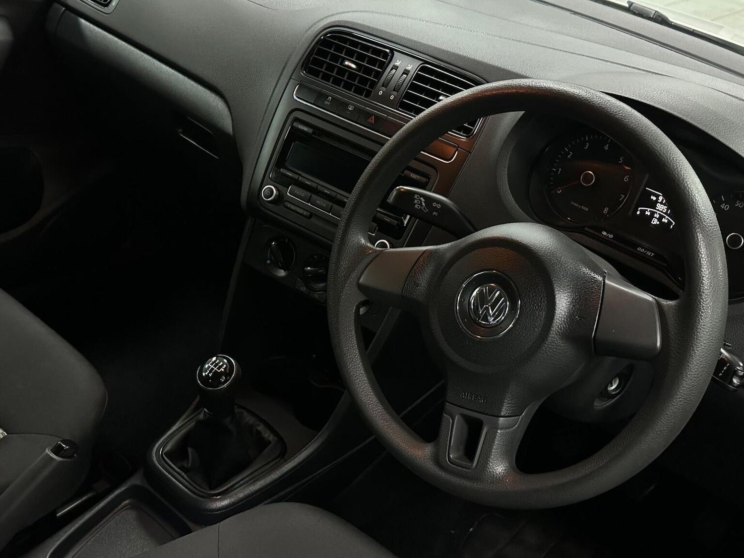 Used Volkswagen Polo 2014 for sale - 76935332: Photo 13