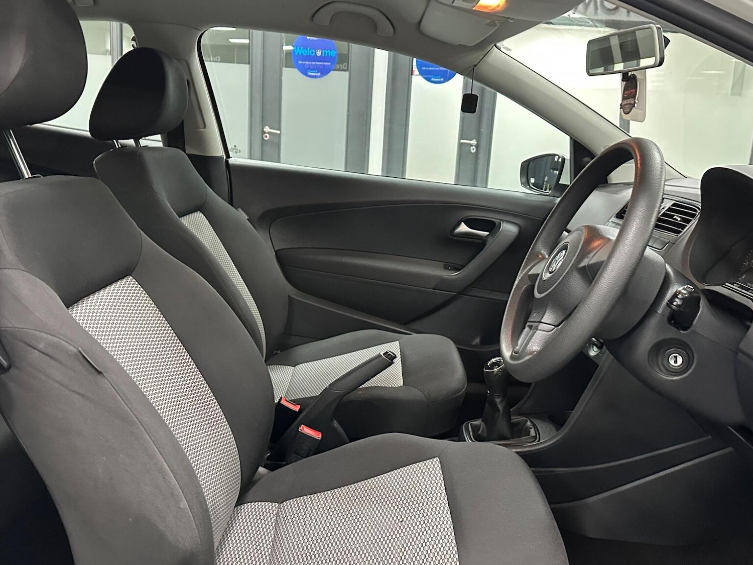 Used Volkswagen Polo 2014 for sale - 76935332: Photo 14