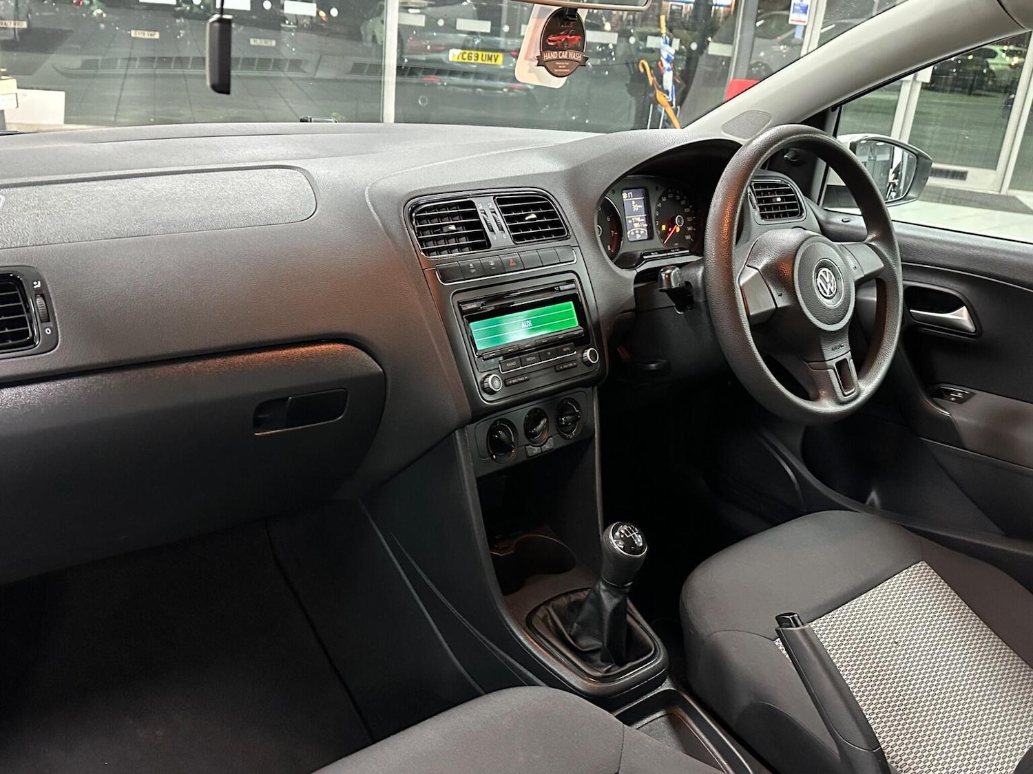 Used Volkswagen Polo 2014 for sale - 76935332: Photo 20