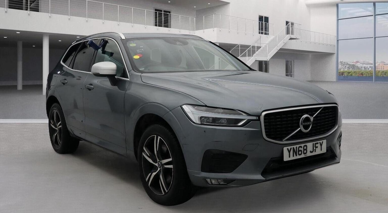 Used Volvo XC60 2018 for sale - 76884793: Photo 1